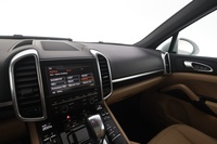 Porsche Cayenne vaihtoauto