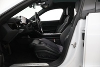 Porsche Taycan vaihtoauto
