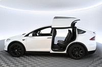 Tesla Model X vaihtoauto