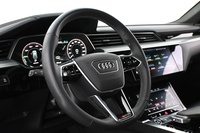 Audi Q8 e-tron vaihtoauto