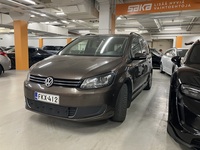 Volkswagen Touran vaihtoauto