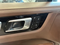 Porsche Cayenne vaihtoauto