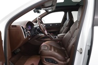 Porsche Cayenne vaihtoauto