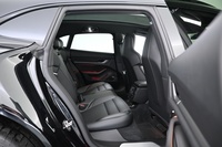 Porsche Taycan vaihtoauto