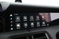 Porsche Taycan vaihtoauto