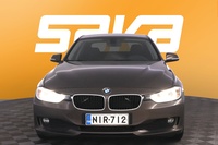 BMW 318 vaihtoauto