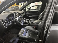 Porsche Cayenne vaihtoauto