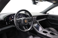 Porsche Taycan vaihtoauto
