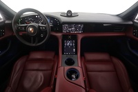 Porsche Taycan vaihtoauto