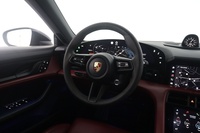 Porsche Taycan vaihtoauto