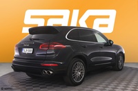 Porsche Cayenne vaihtoauto