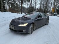 Tesla Model S vaihtoauto