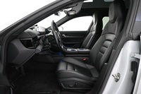 Porsche Taycan vaihtoauto