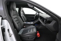 Porsche Taycan vaihtoauto