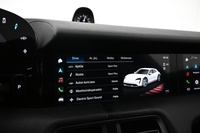 Porsche Taycan vaihtoauto