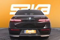 BMW i7 vaihtoauto