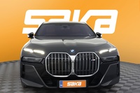 BMW i7 vaihtoauto