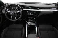 Audi Q8 e-tron vaihtoauto