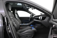 Porsche Taycan vaihtoauto