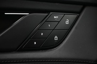 Porsche Taycan vaihtoauto