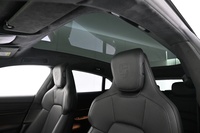 Porsche Taycan vaihtoauto