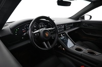 Porsche Taycan vaihtoauto