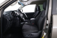 Toyota Land Cruiser vaihtoauto