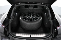 Porsche Taycan vaihtoauto