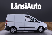 Ford Transit Courier vaihtoauto