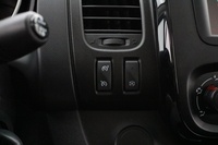 Opel Vivaro vaihtoauto