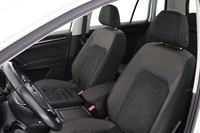 Volkswagen Golf Sportsvan vaihtoauto