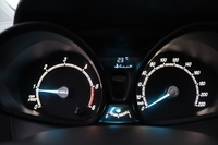 Ford Transit Courier vaihtoauto