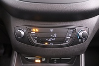 Ford Transit Courier vaihtoauto