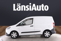 Ford Transit Courier vaihtoauto