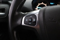 Ford Transit Courier vaihtoauto