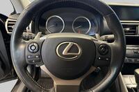 Lexus IS vaihtoauto