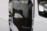 Ford Transit Courier vaihtoauto