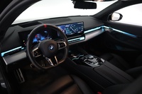 BMW i5 M60 vaihtoauto