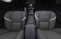 Volvo V40 Cross Country vaihtoauto