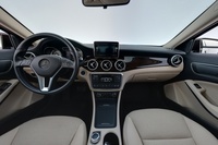Mercedes-Benz GLA vaihtoauto