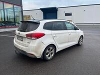 Kia Carens vaihtoauto