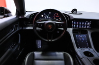 Porsche Taycan vaihtoauto