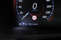 Volvo V90 Cross Country vaihtoauto