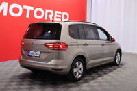 Volkswagen Touran vaihtoauto