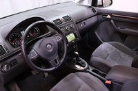 Volkswagen Touran vaihtoauto