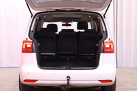 Volkswagen Touran vaihtoauto