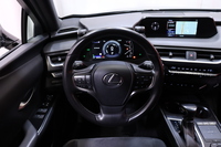 Lexus UX vaihtoauto