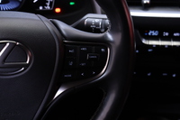 Lexus UX vaihtoauto