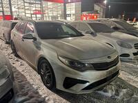 Kia Optima vaihtoauto