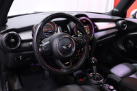 Mini Hatchback vaihtoauto